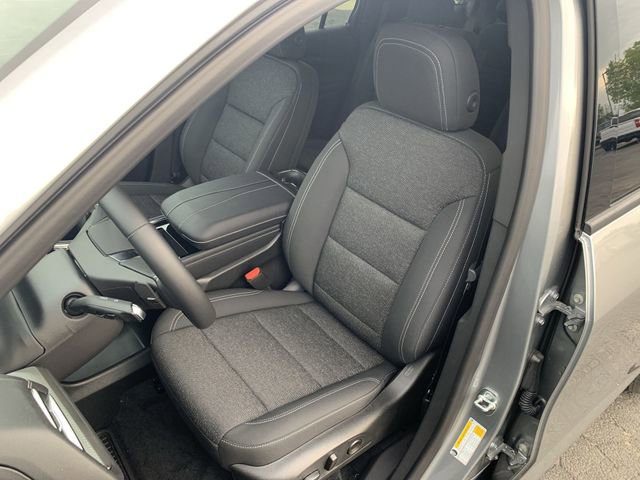 Used 2025 Chevrolet Traverse LT w/ Driver Confidence Package FWD image 19