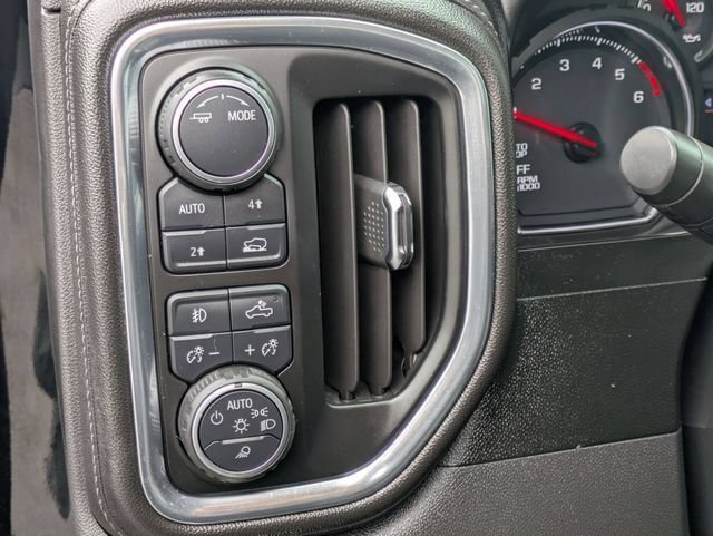 Used 2020 Chevrolet Silverado 1500 LTZ w/ LTZ Plus Package AWD/4WD image 17