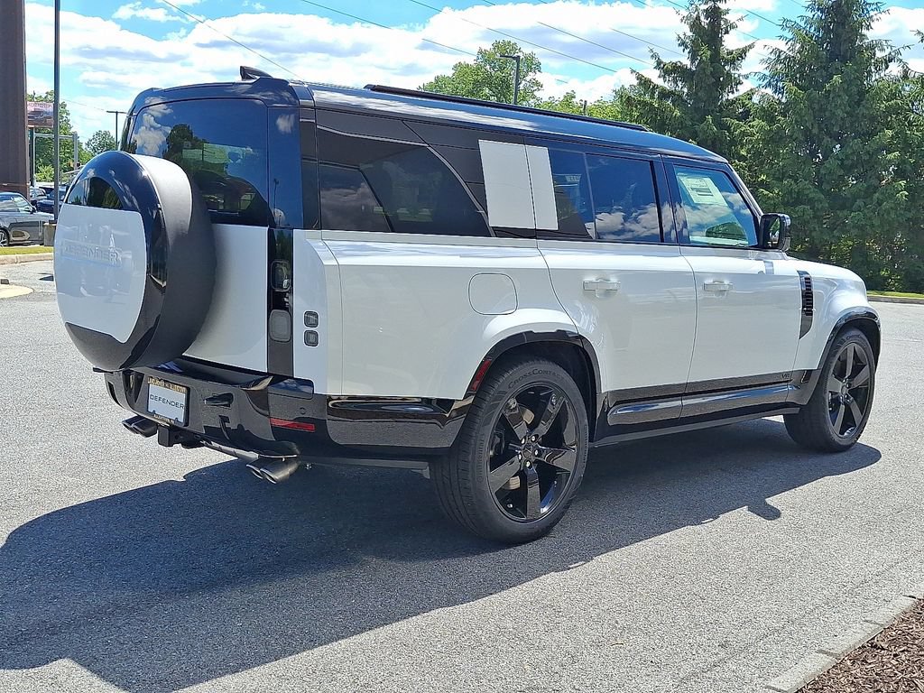 New 2026 Land Rover Defender 130 V8 AWD/4WD image 3