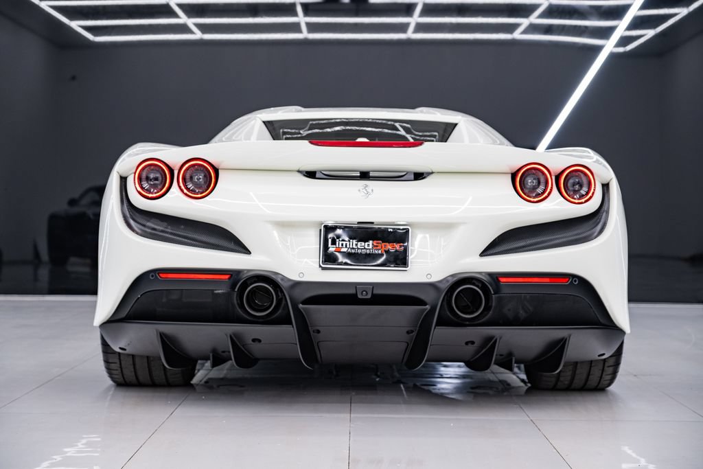 Used 2022 Ferrari F8 Tributo RWD image 25