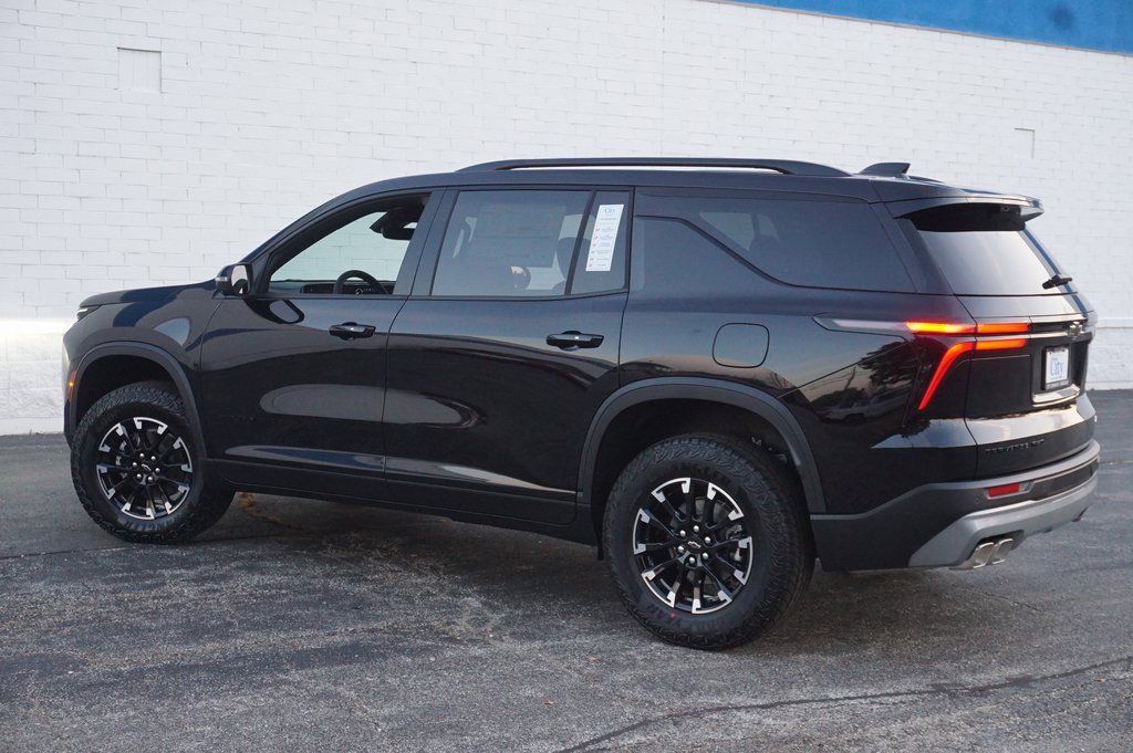 New 2026 Chevrolet Traverse Z71 w/ Driver Confidence Package image 8