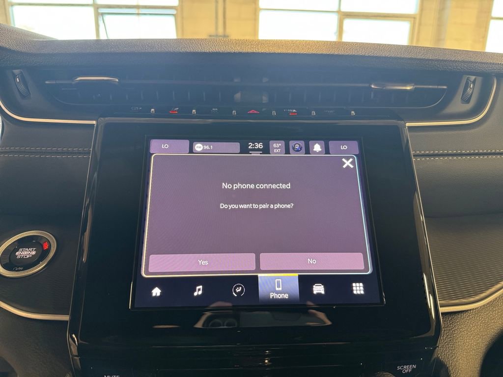 New 2025 Jeep Grand Cherokee Laredo w/ MOPAR Finishing Package image 19