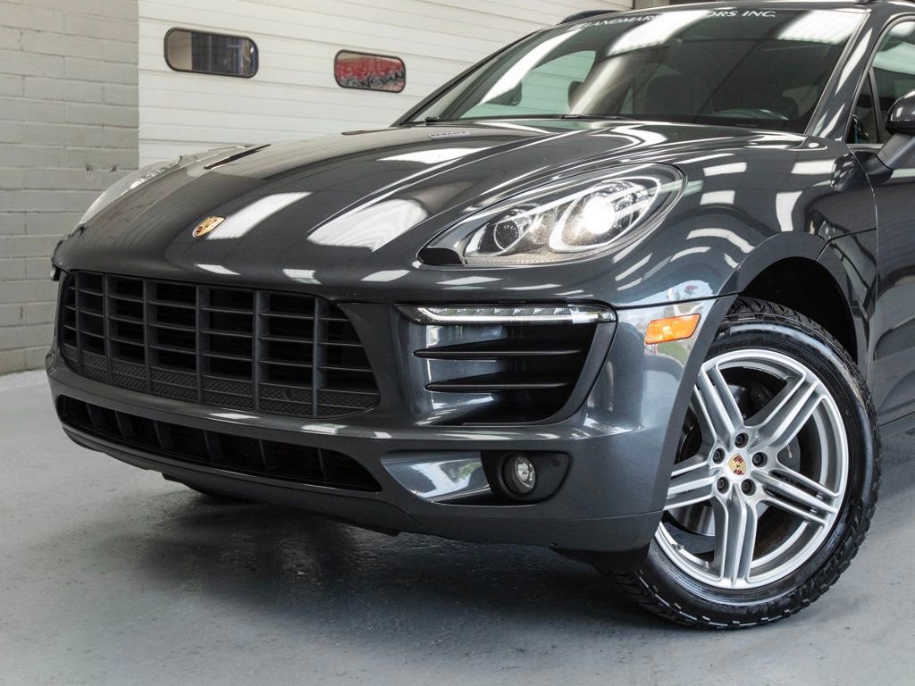 Used 2018 Porsche Macan AWD/4WD image 13