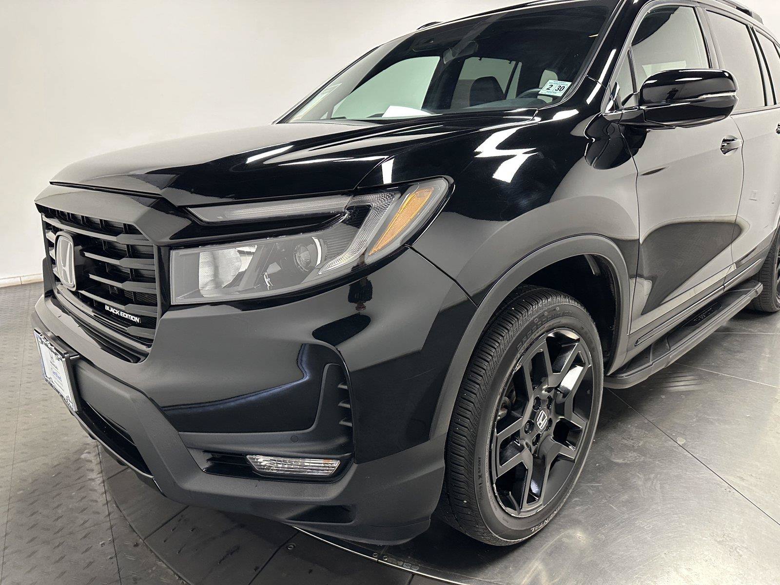 Certified 2025 Honda Passport Black Edition image 7