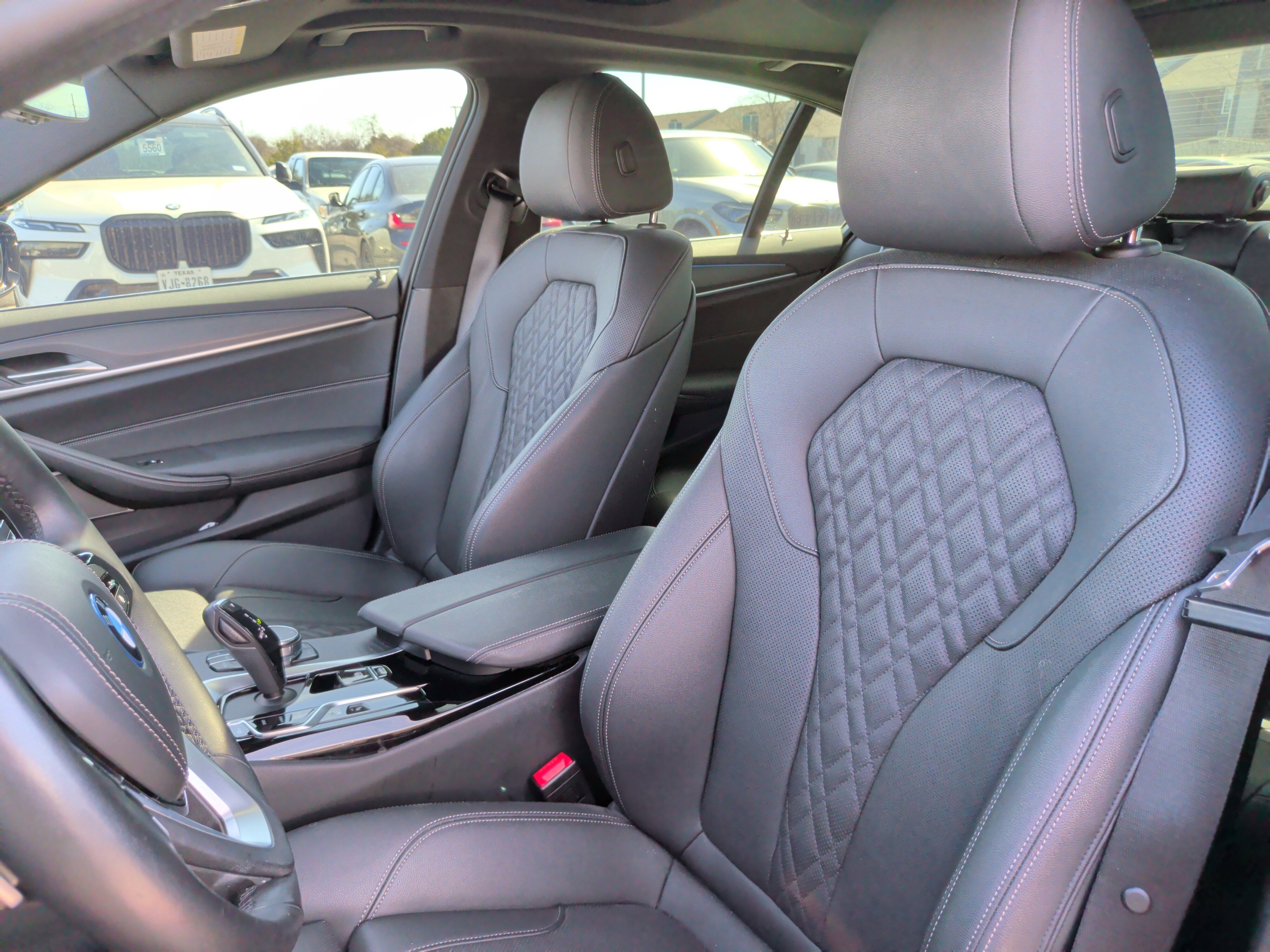 Certified 2023 BMW 530e w/ Premium Package image 27