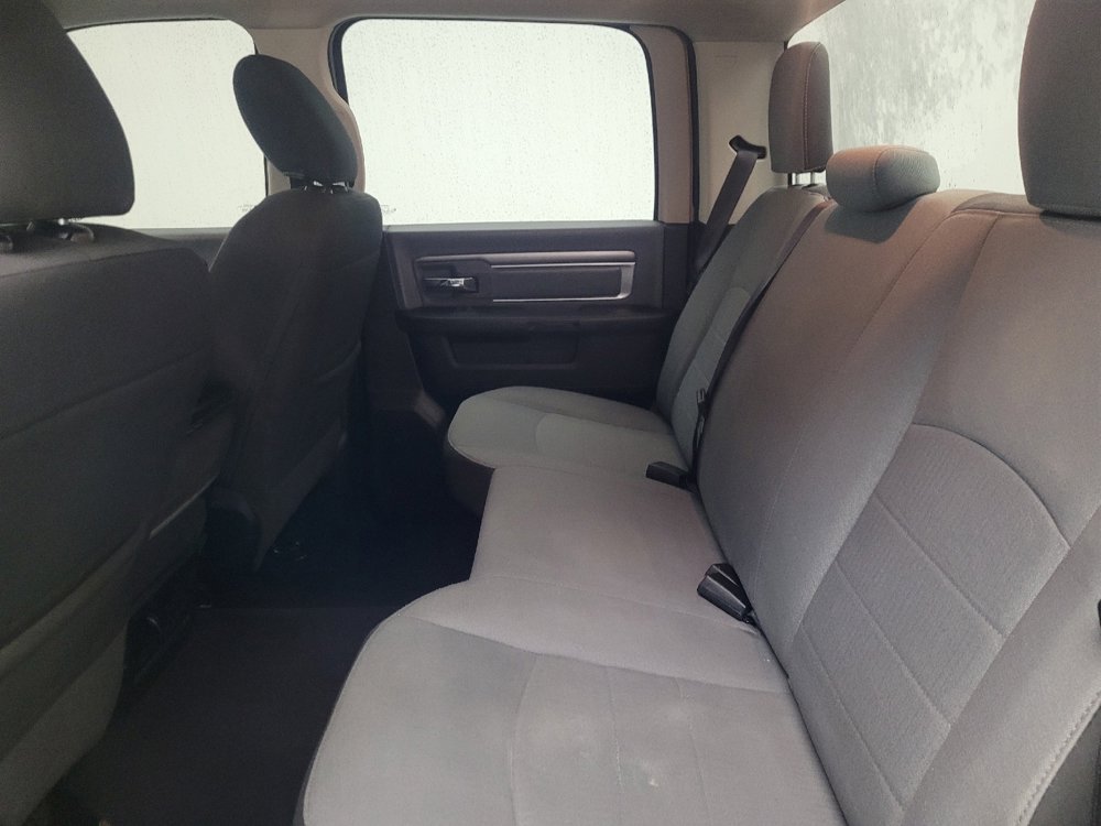 Used 2022 RAM 1500 Classic SLT image 18