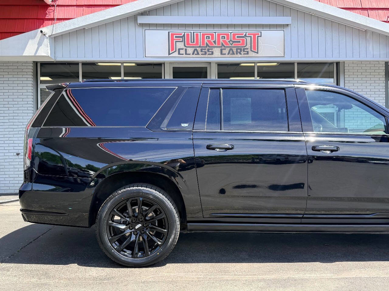 Used 2021 Cadillac Escalade ESV Sport w/ Driver Assist Tech Package image 9