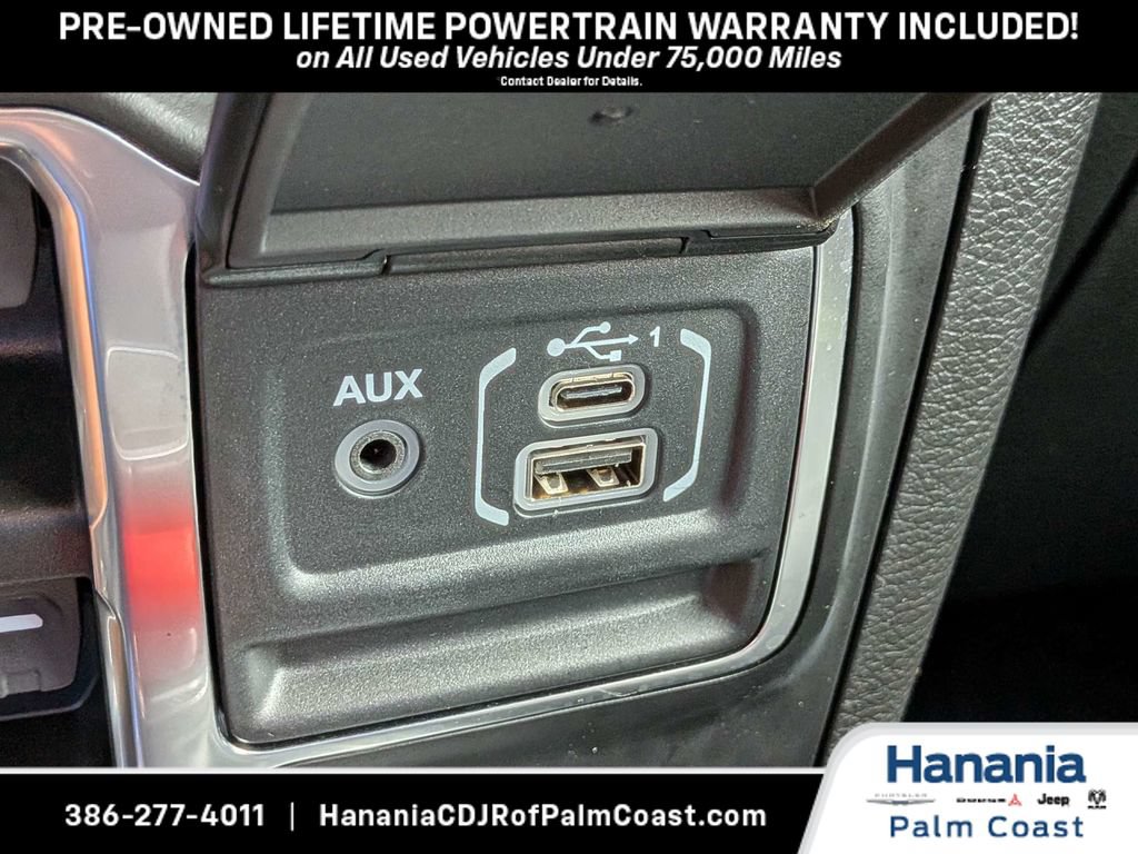 Used 2023 Jeep Wrangler Unlimited Sahara AWD/4WD image 21