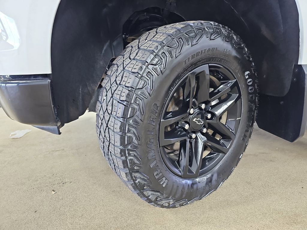 Certified 2024 Chevrolet Silverado 1500 LT Trail Boss w/ Convenience Package II image 37