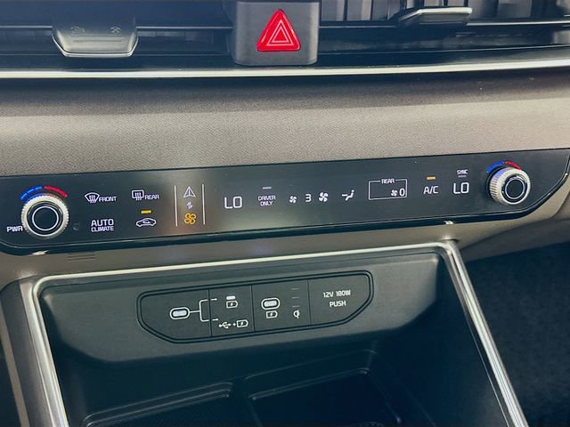Used 2025 Kia Carnival SX FWD image 16