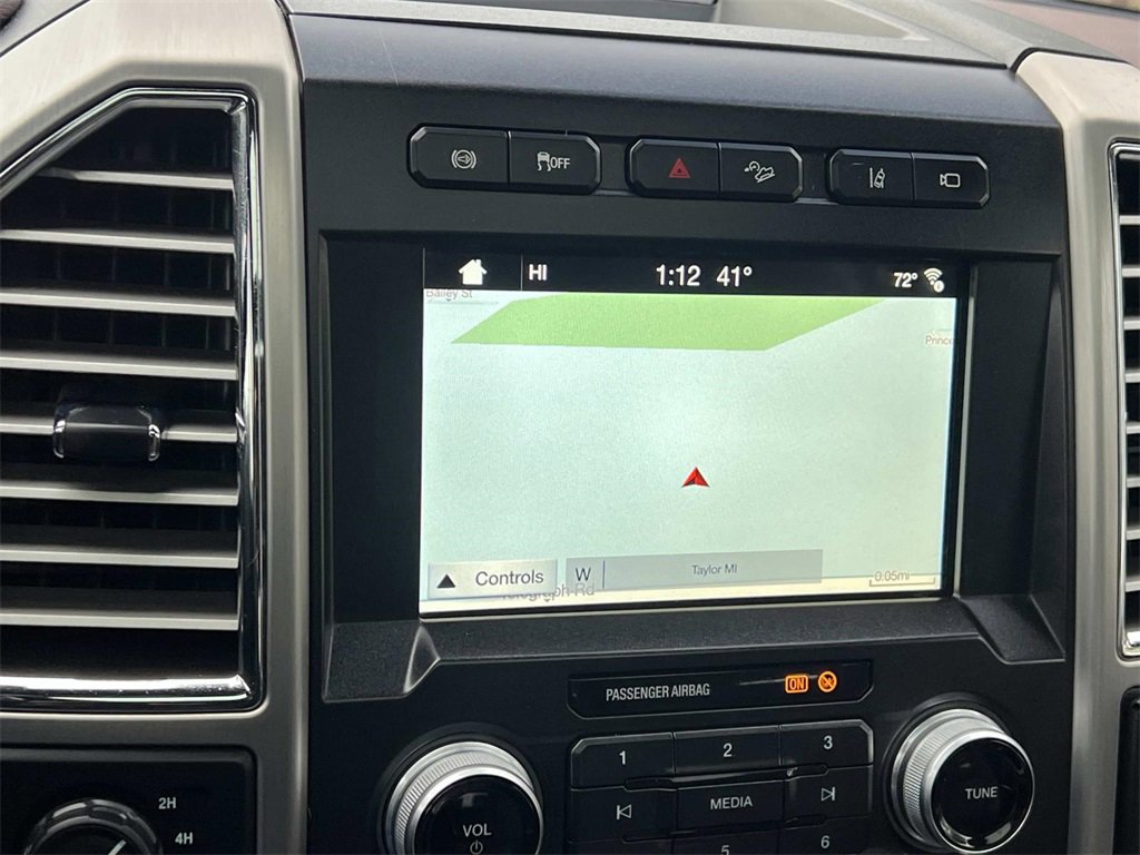 Used 2017 Ford F350 Platinum w/ Platinum Ultimate Package image 20