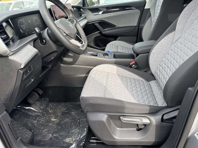 New 2026 Volkswagen Tiguan S image 13