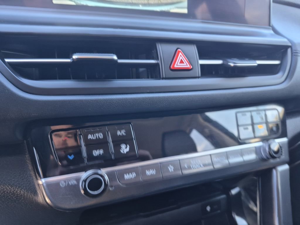 Certified 2024 Kia Seltos SX w/ SX Sunroof Package image 24