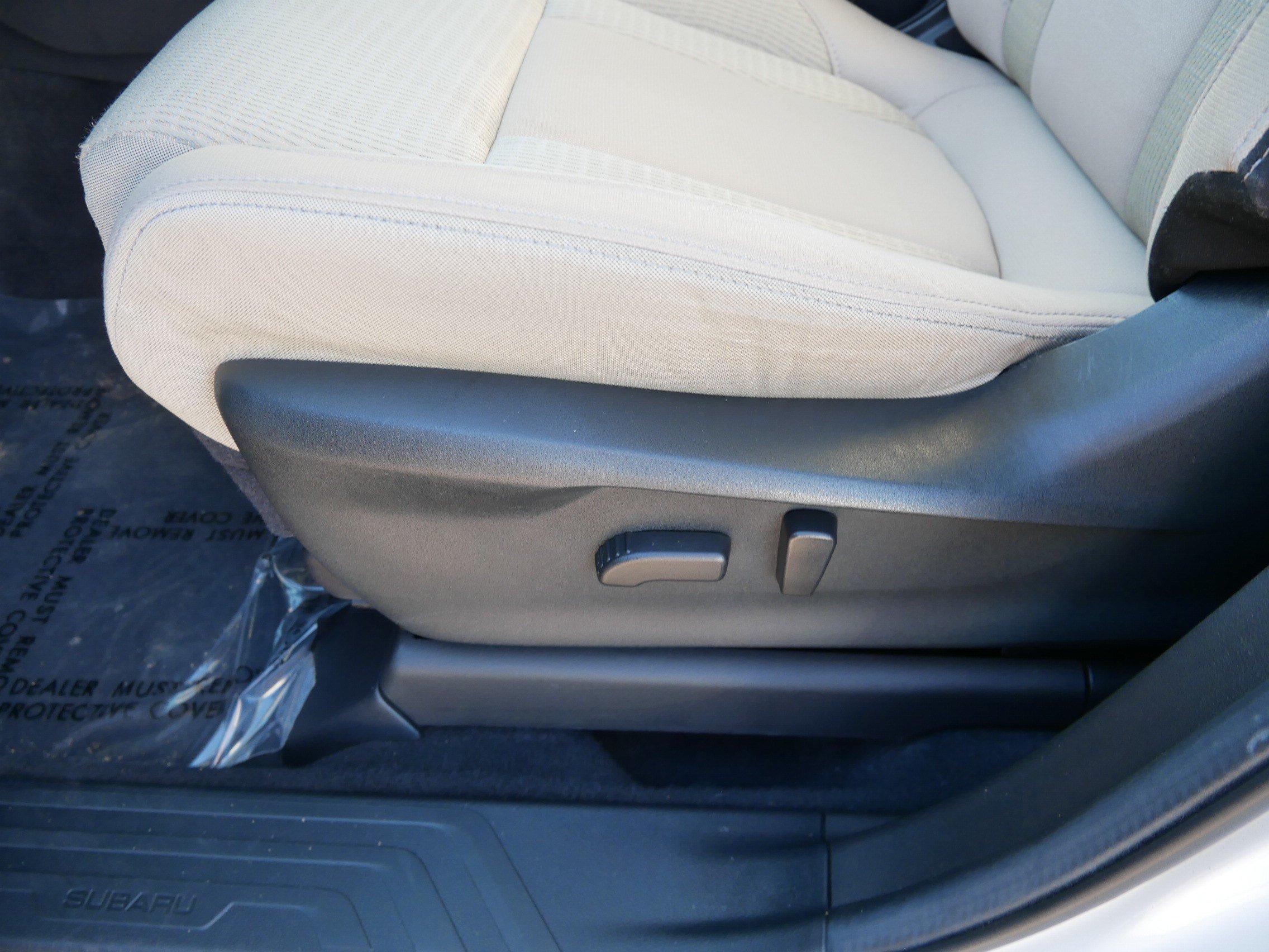 Used 2024 Subaru Ascent Premium w/ Convenience Package AWD/4WD image 22
