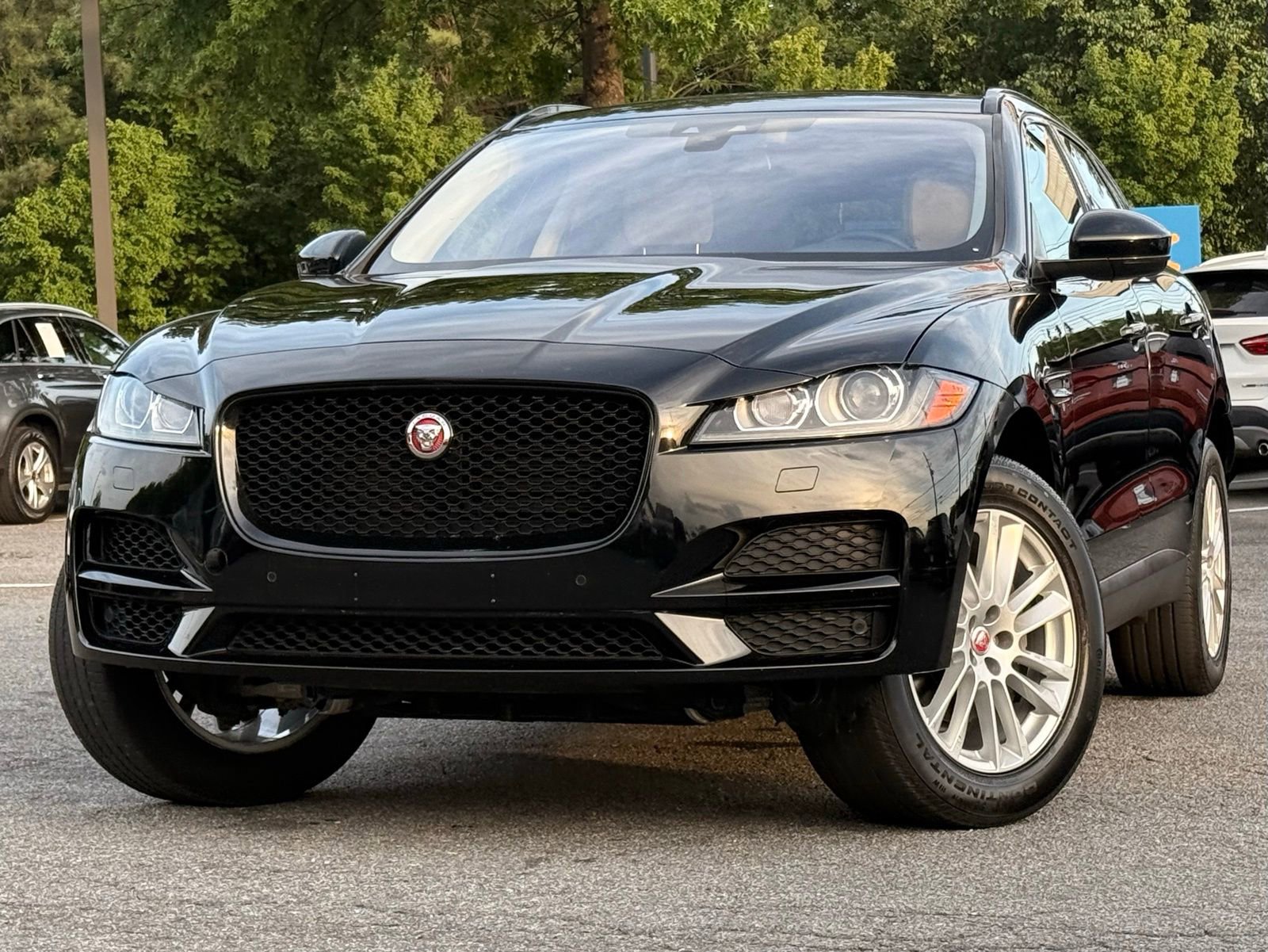 Used 2018 Jaguar F-PACE Prestige AWD/4WD image 1