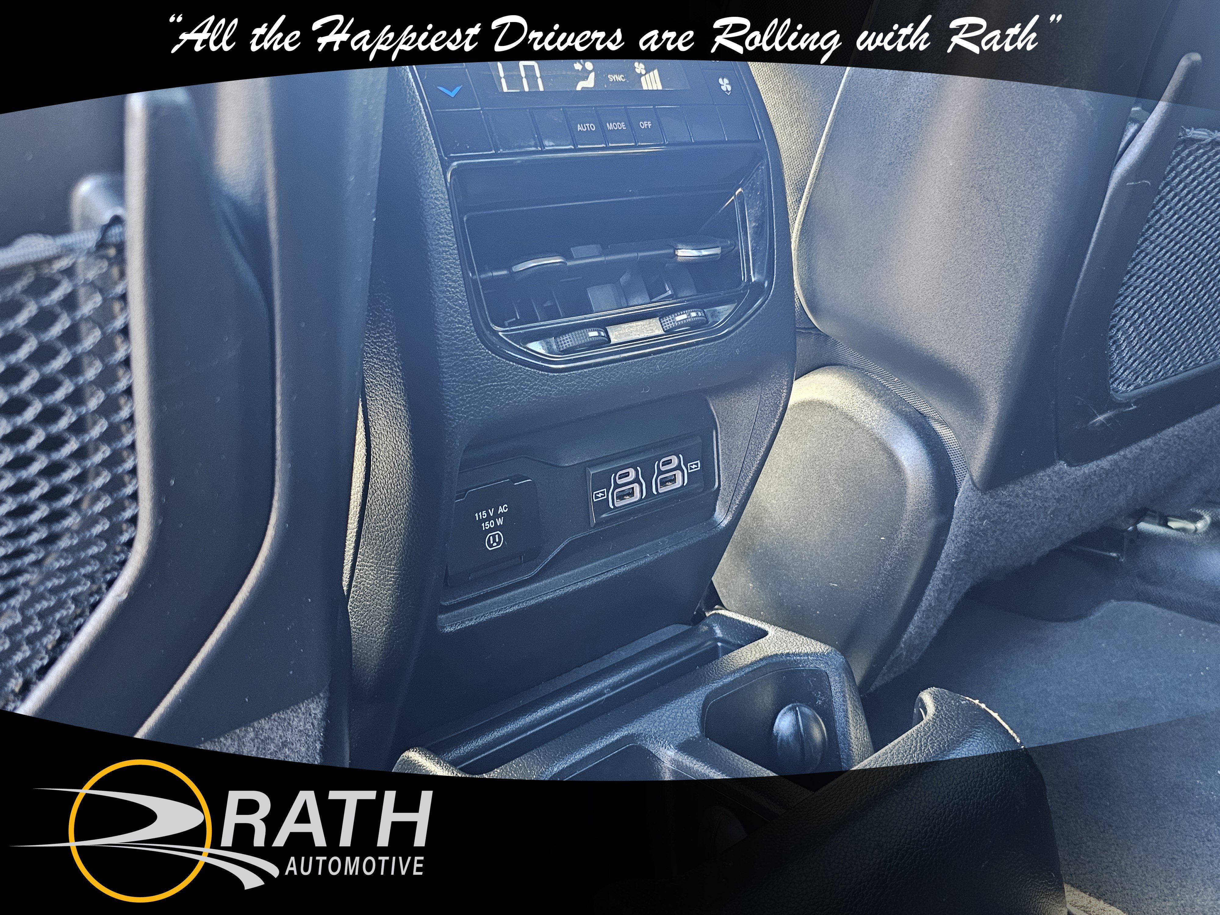 Used 2023 Jeep Grand Cherokee L Laredo AWD/4WD image 17