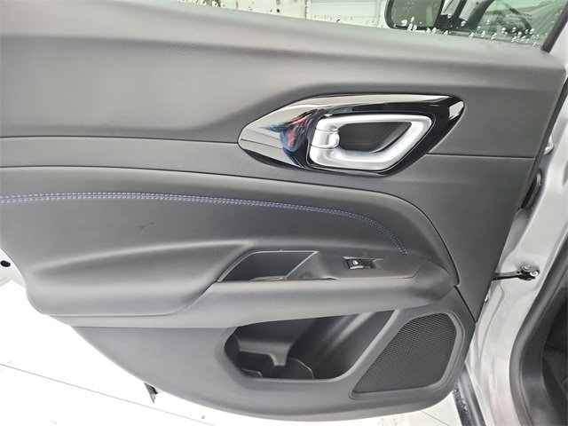 New 2026 Jeep Compass Latitude image 32