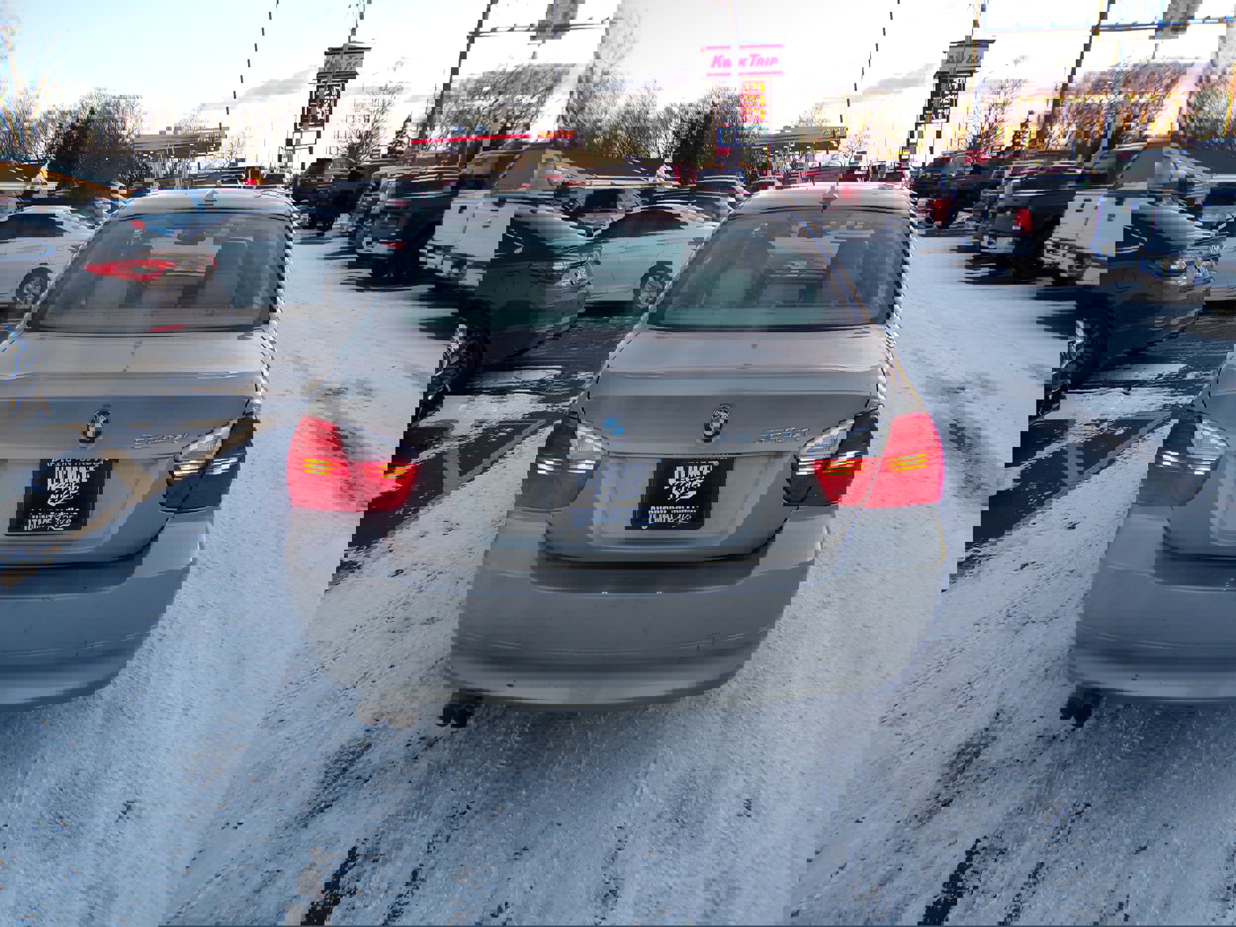 Used 2008 BMW 328xi Sedan image 4