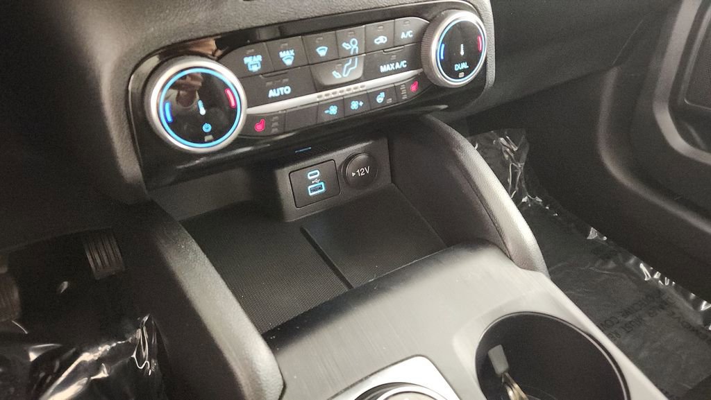 Used 2022 Ford Escape SEL AWD/4WD image 17