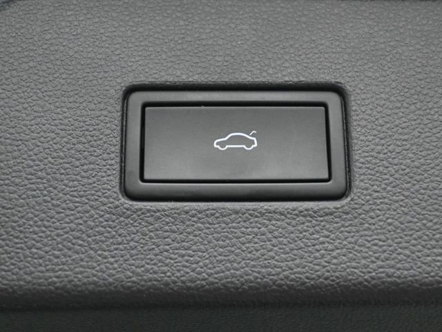 Used 2023 Volkswagen Atlas SE w/ Panoramic Sunroof Package FWD image 33