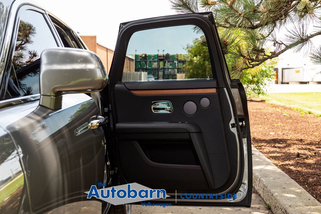 Used 2022 Rolls-Royce Ghost w/ Ghost Package AWD/4WD image 30