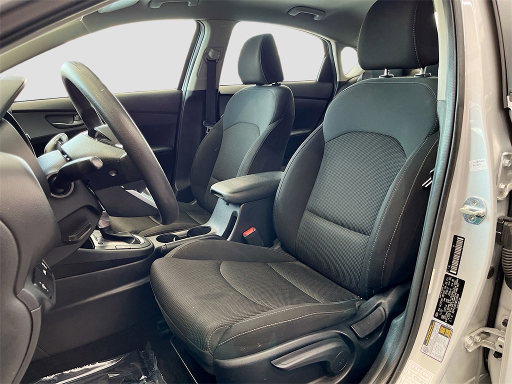 Used 2021 Kia Forte LXS image 19