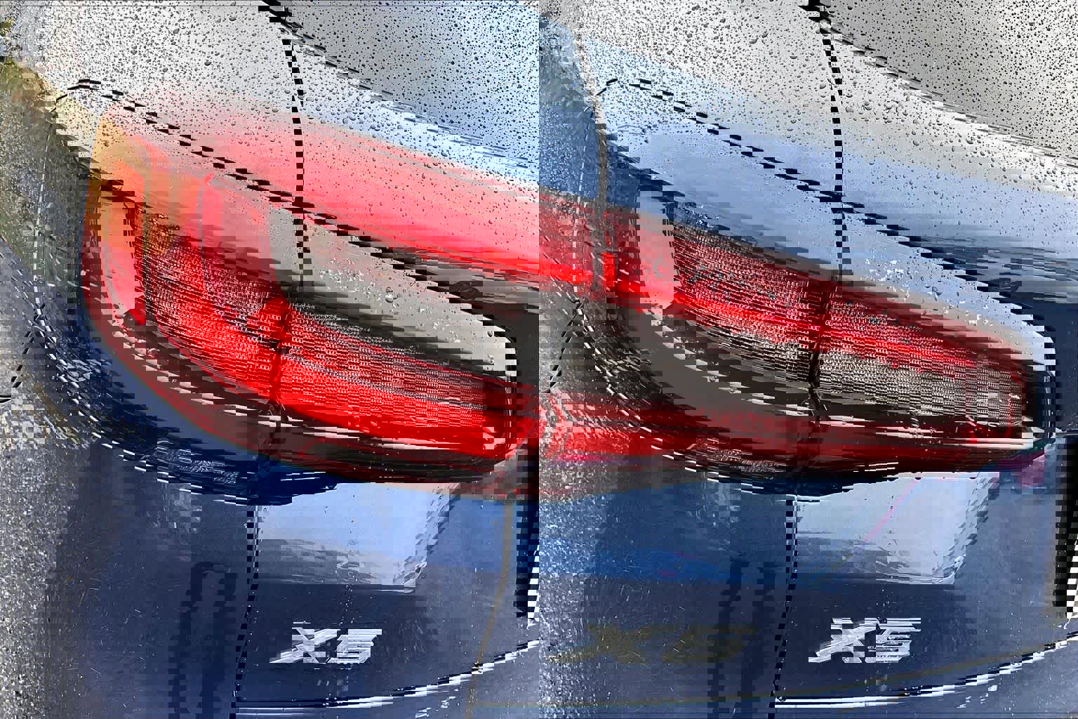 Used 2021 BMW X5 xDrive40i w/ M Sport Package image 28