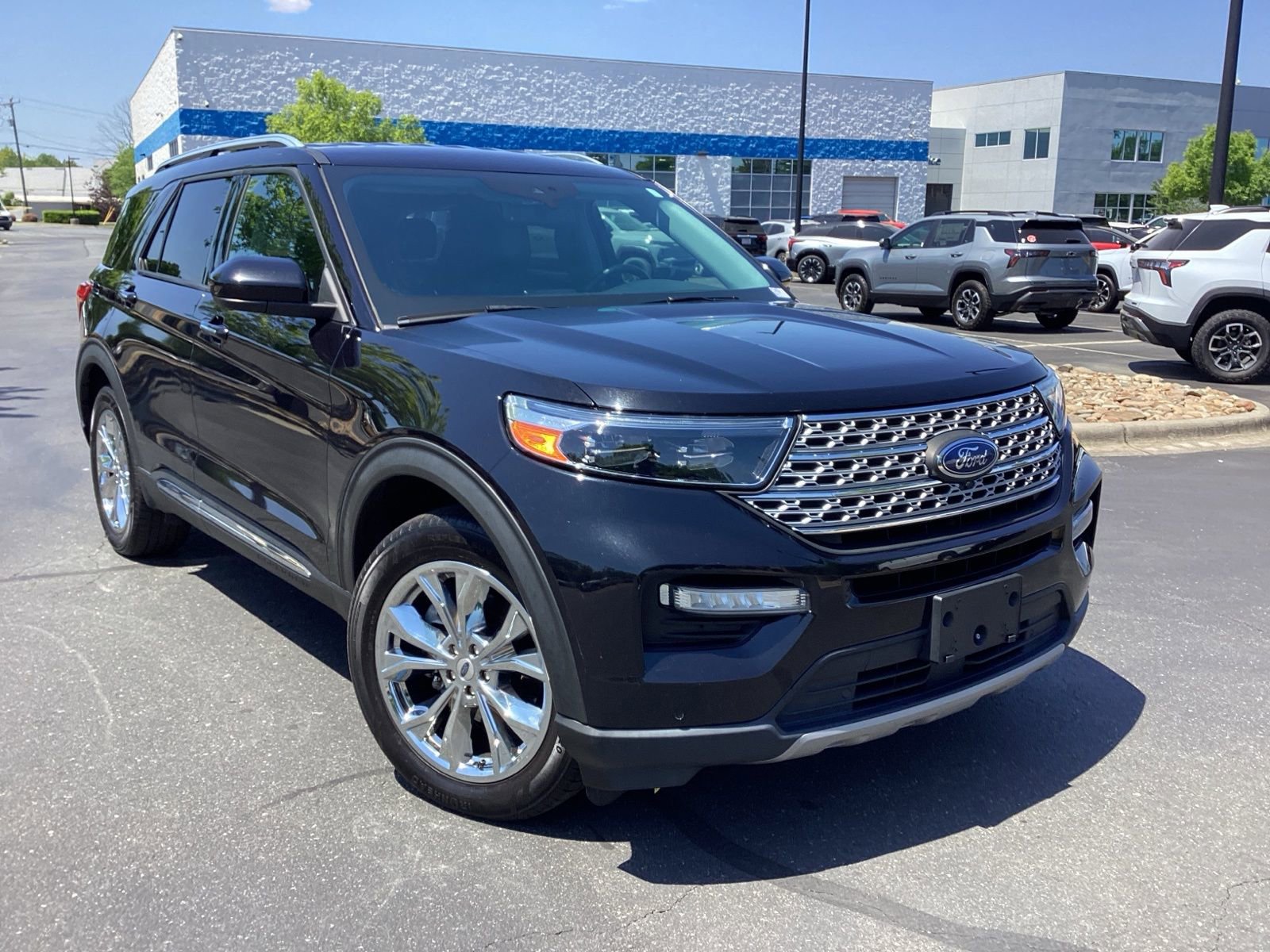 Used 2022 Ford Explorer Limited RWD image 7