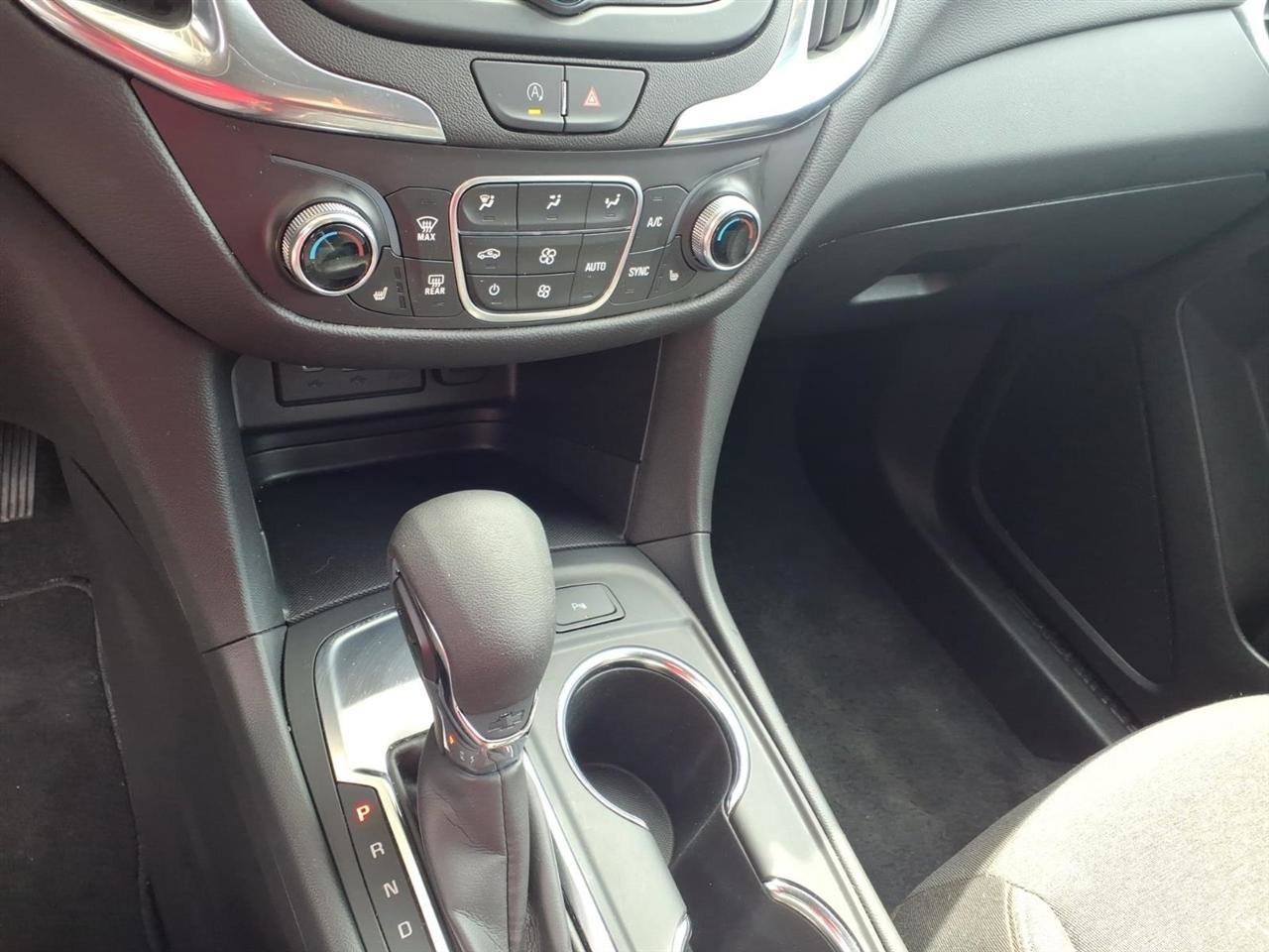 Used 2024 Chevrolet Equinox LT image 12