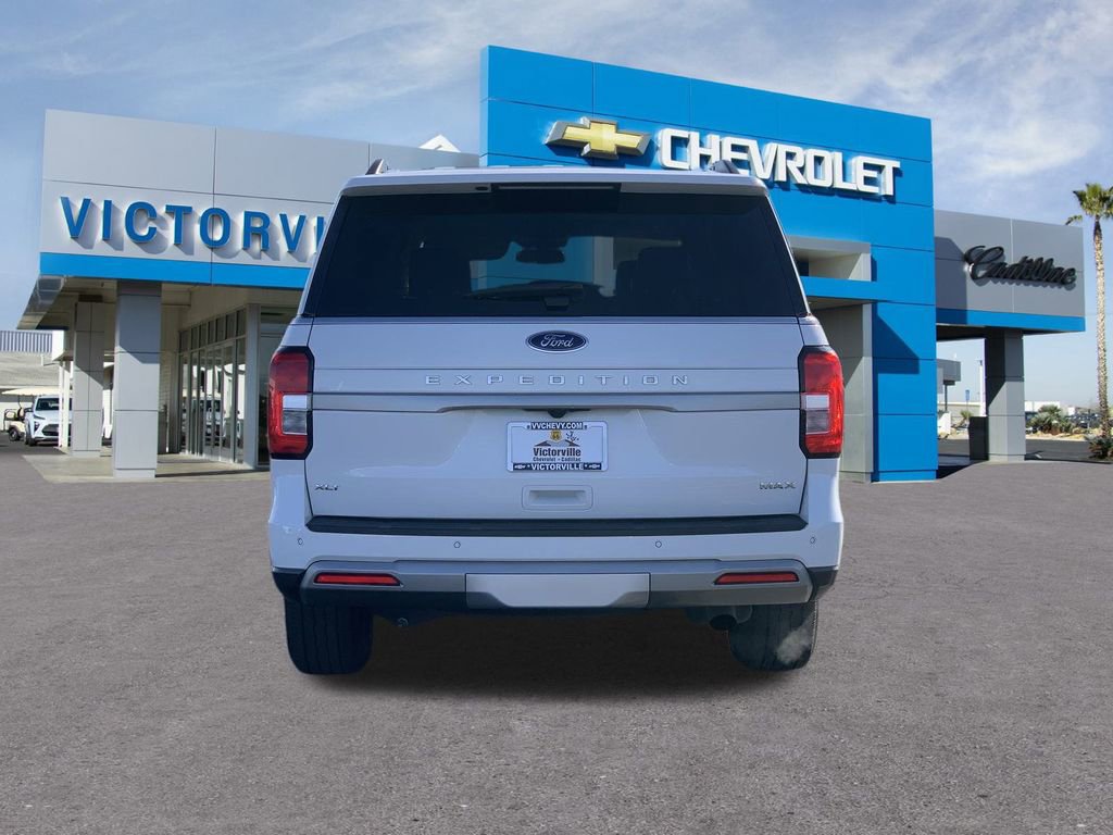 Used 2024 Ford Expedition Max XLT image 6