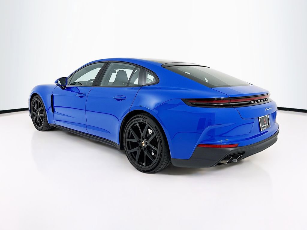 Certified 2025 Porsche Panamera image 3