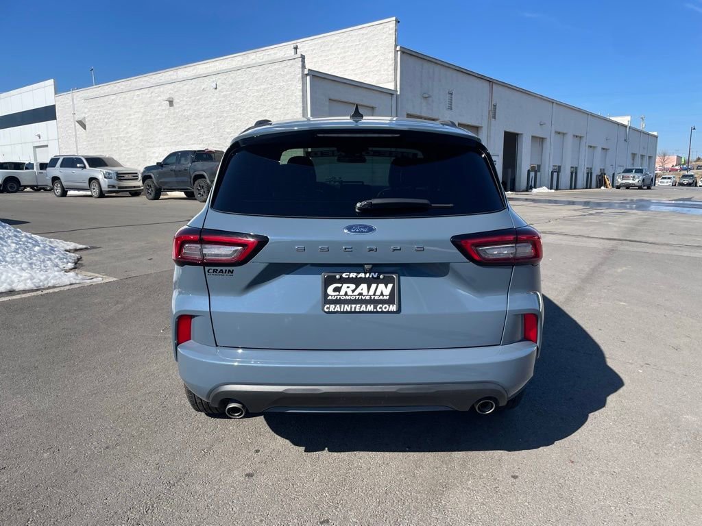 Used 2024 Ford Escape ST-Line image 6
