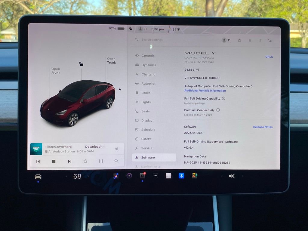 Used 2020 Tesla Model Y Long Range image 2