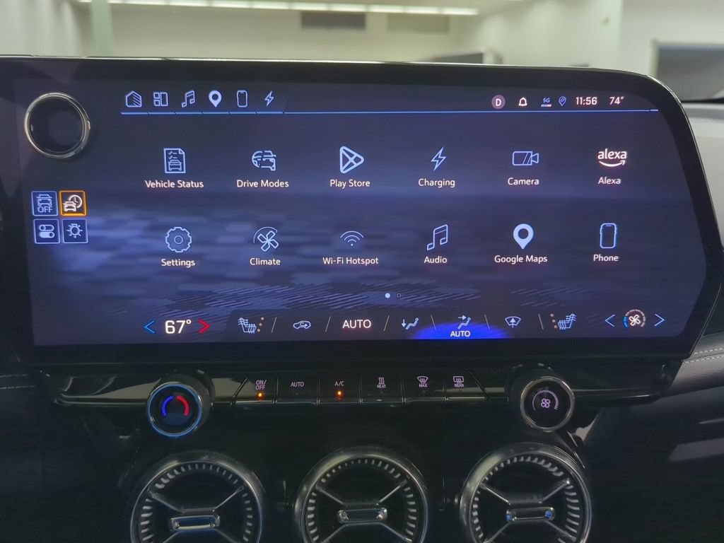 Used 2024 Chevrolet Blazer EV LT AWD/4WD image 19