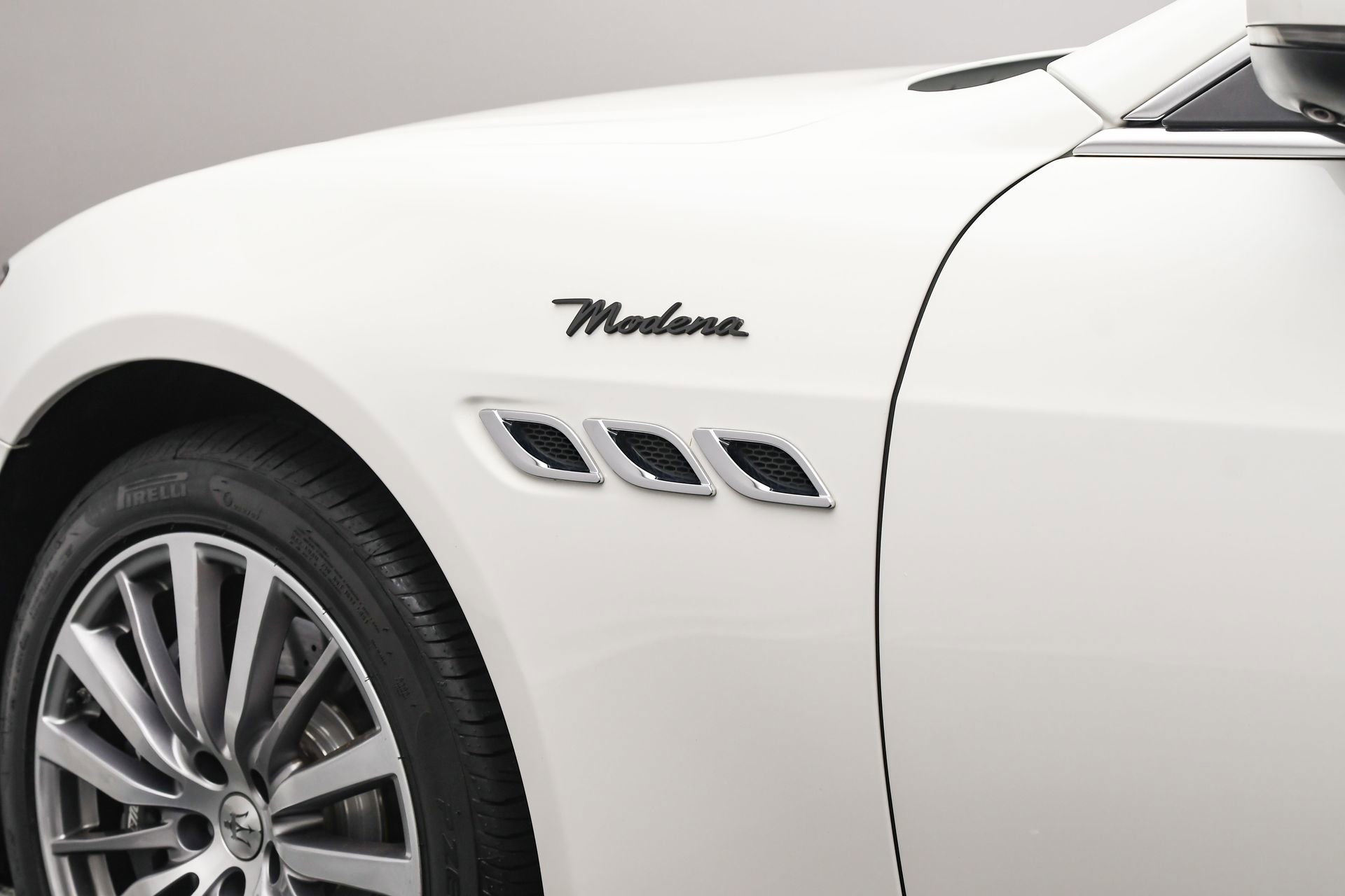 Used 2022 Maserati Quattroporte Modena Q4 image 34