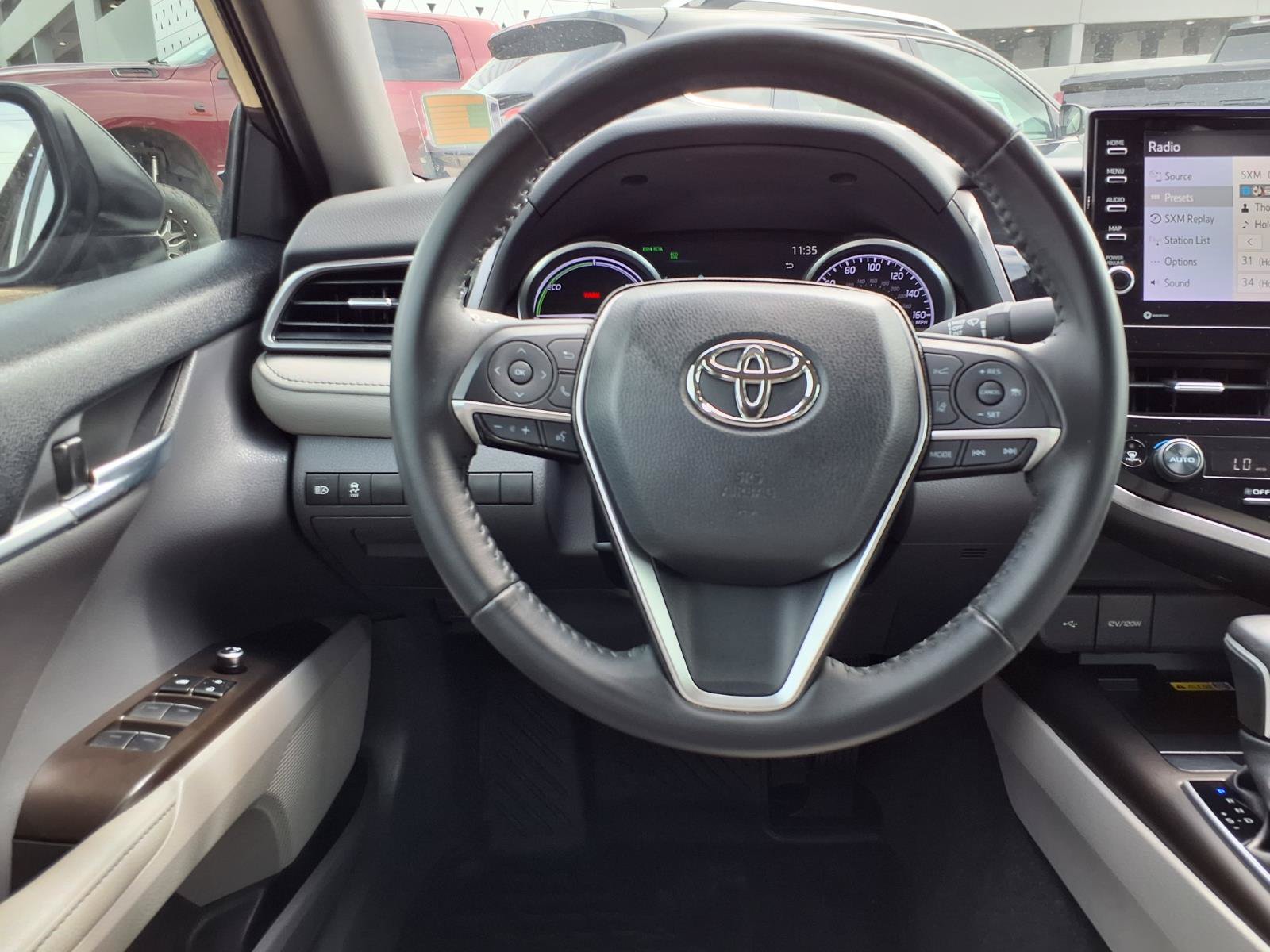 Used 2023 Toyota Camry XLE FWD image 15
