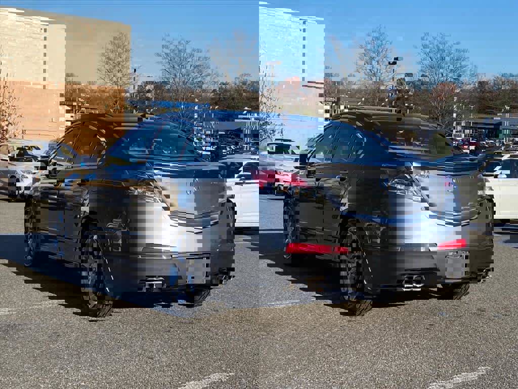 Used 2010 Acura TL SH-AWD image 3