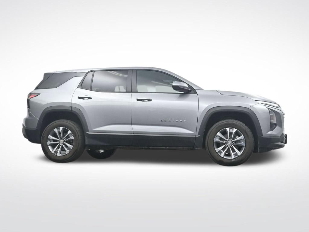Used 2025 Chevrolet Equinox LT FWD image 32