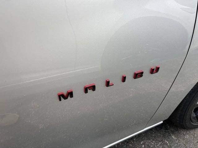 Used 2021 Chevrolet Malibu LT w/ Leather Package FWD image 11