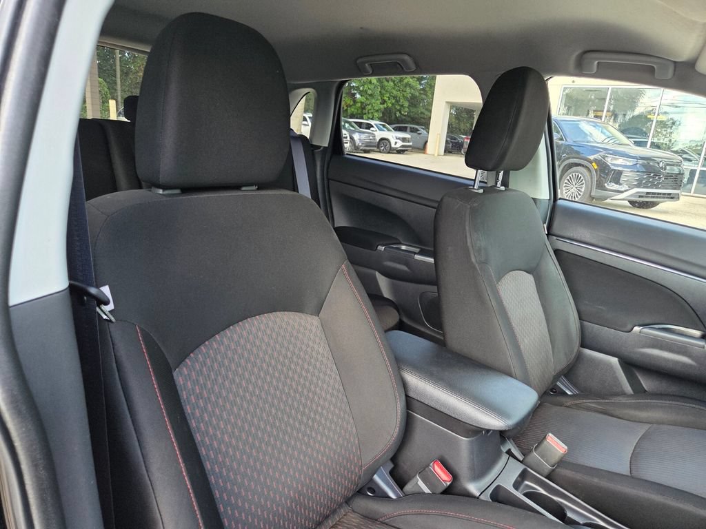 Used 2019 Mitsubishi Outlander Sport FWD image 26