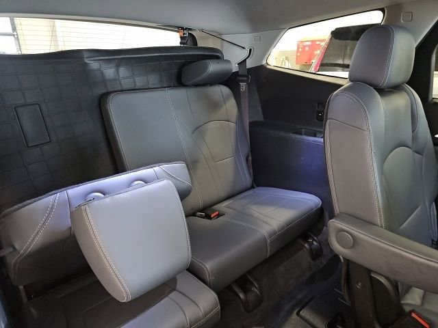 Used 2021 Buick Enclave Premium w/ Sun and Sites Package image 26