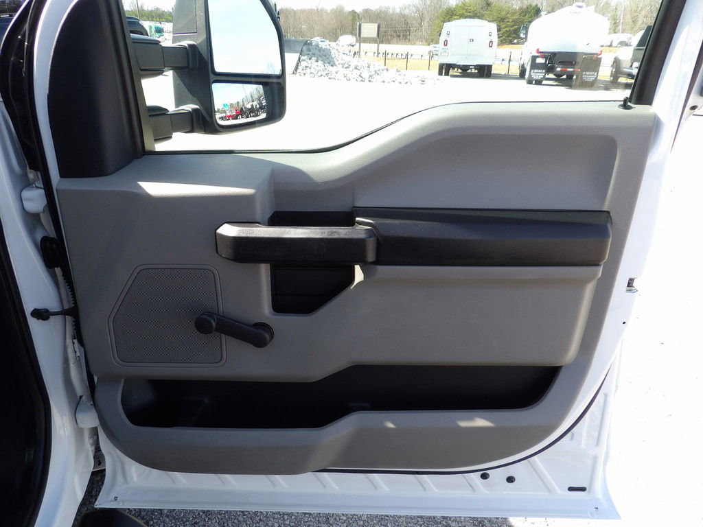 Used 2017 Ford F350 XL image 34