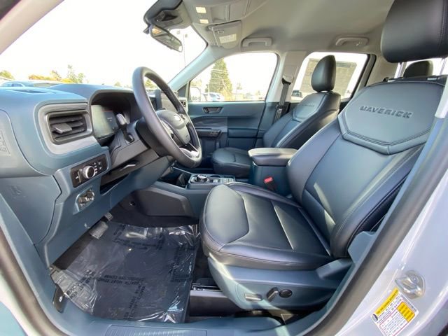 New 2026 Ford Maverick Lariat w/ Black Appearance Package image 9