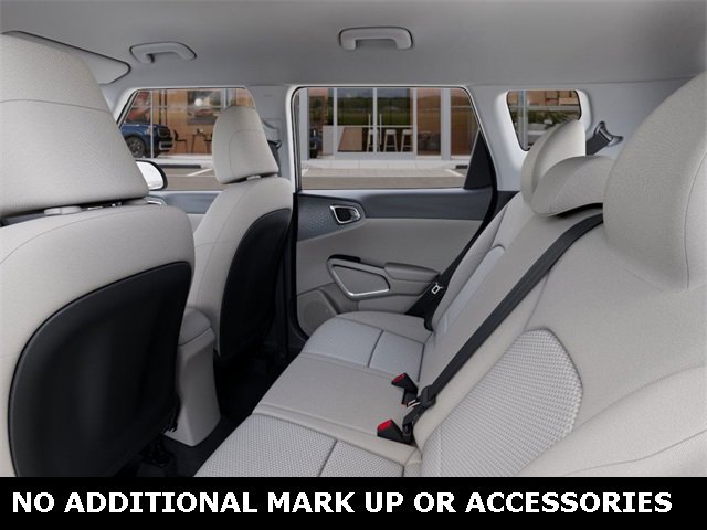 New 2025 Kia Soul LX image 18