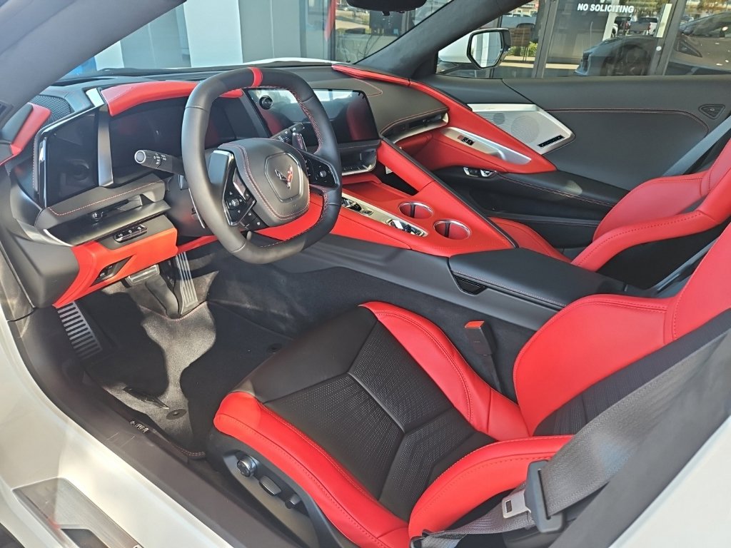New 2027 Chevrolet Corvette Grand Sport w/ Z52 Sport Performance Package RWD image 15