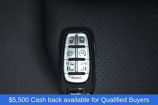 New 2026 Chrysler Pacifica Select FWD image 38
