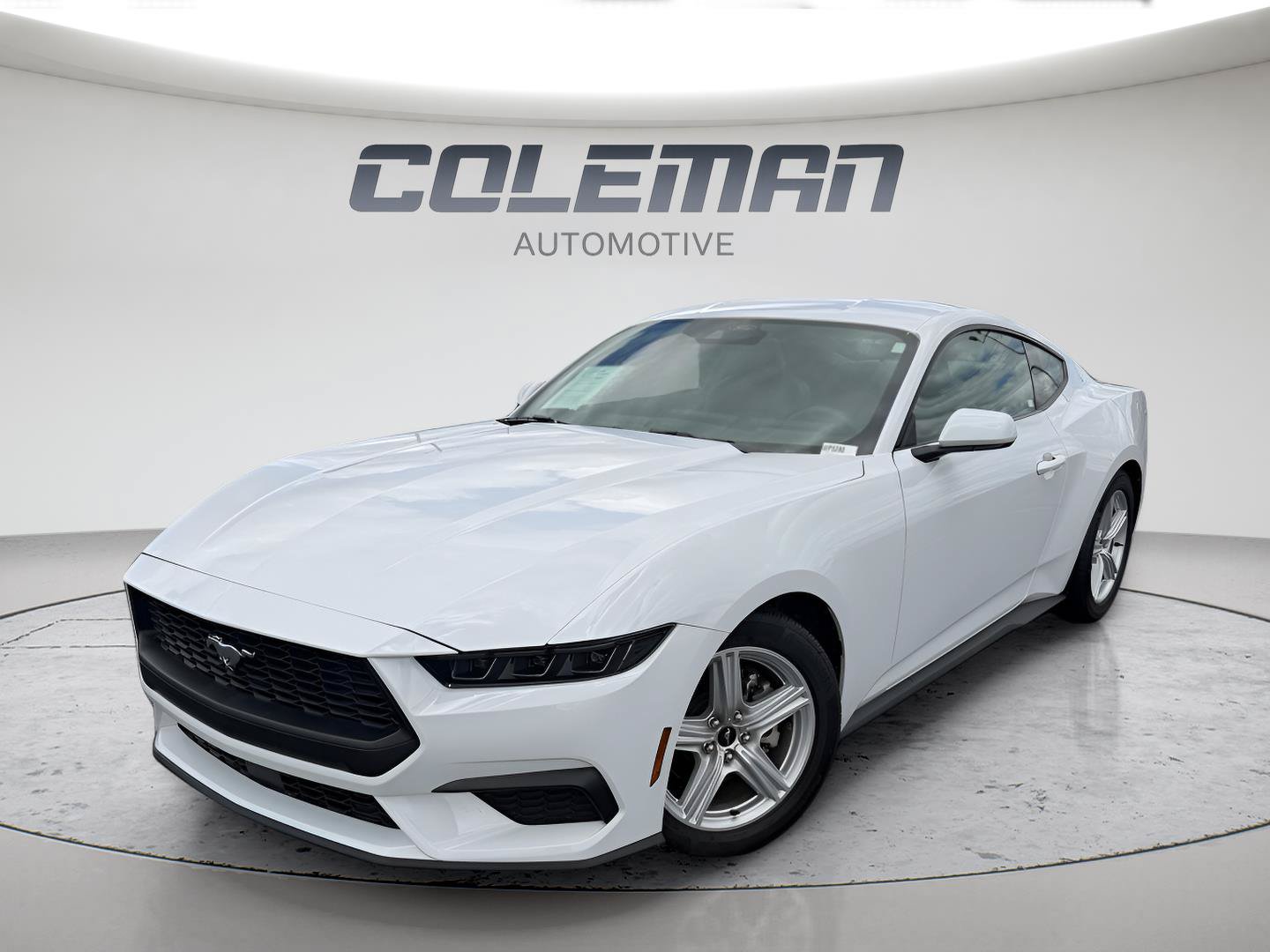Used 2026 Ford Mustang Premium RWD image 1