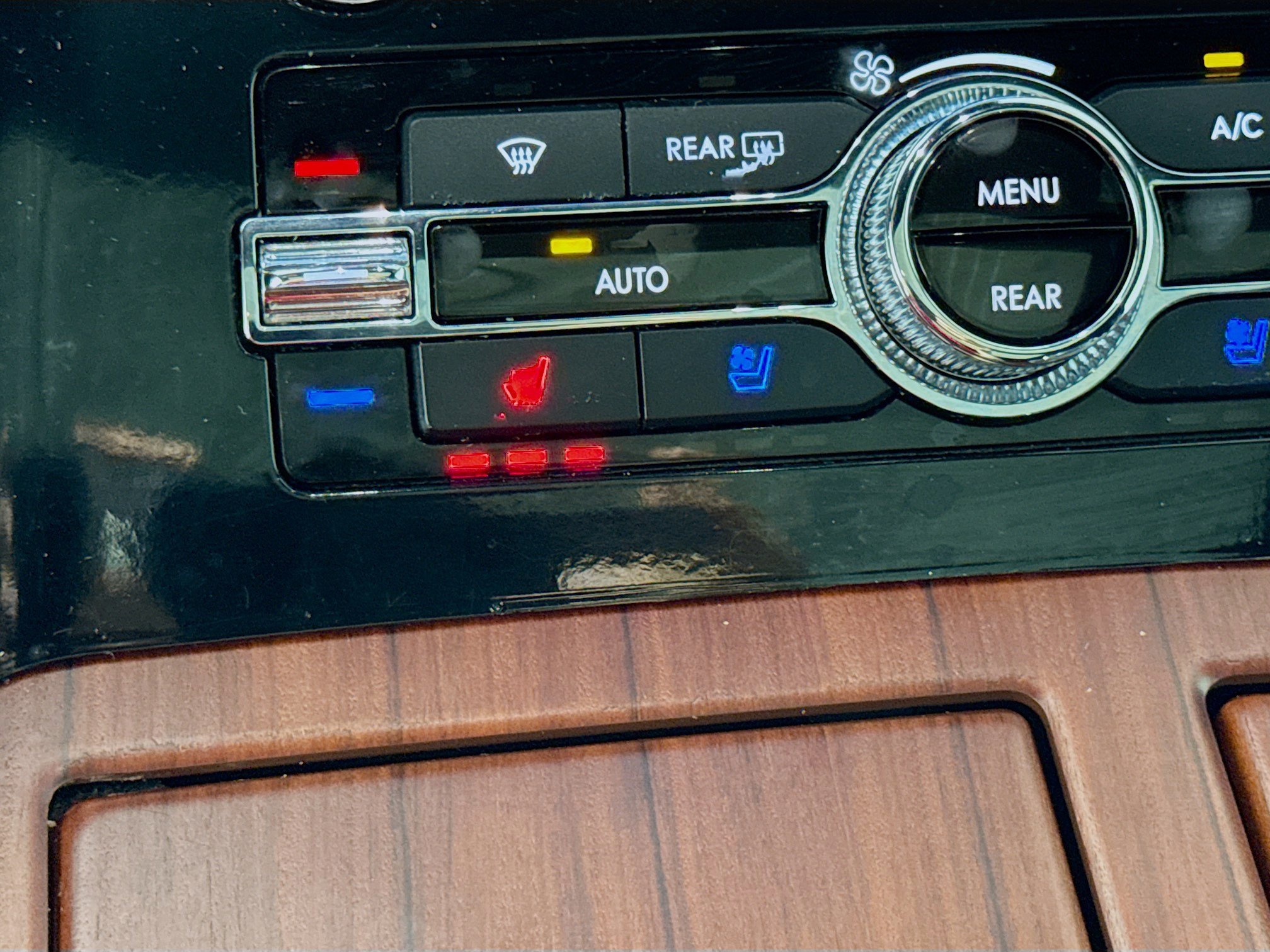 Used 2019 Lincoln Navigator Reserve AWD/4WD image 22