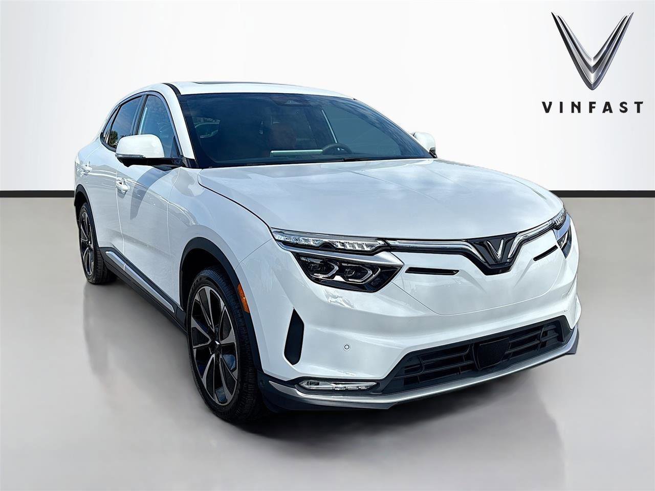 New 2025 VinFast VF 8 Plus