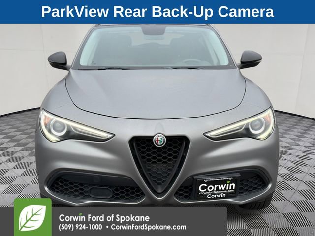 Used 2018 Alfa Romeo Stelvio AWD image 7